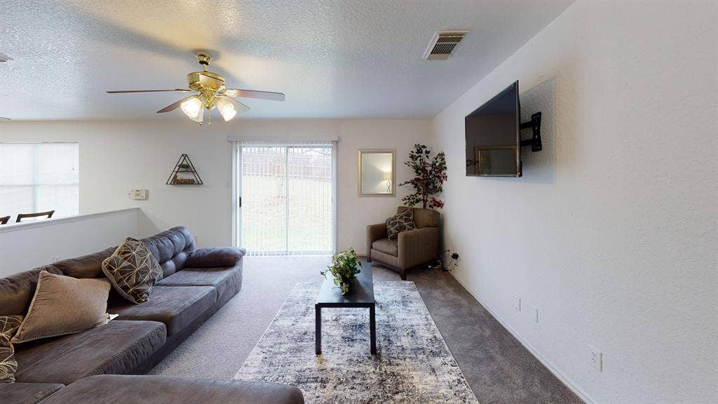 1 BR in San Antonio