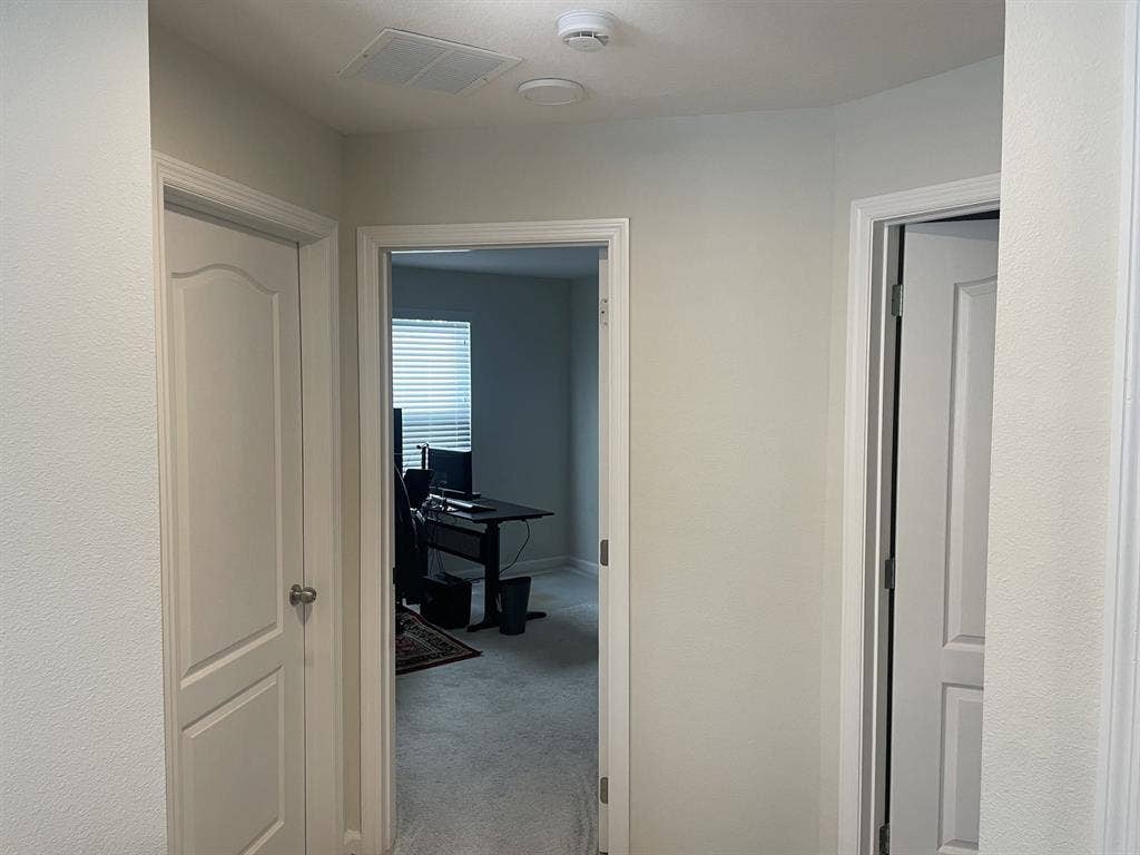 Private rooms in Oviedo townhouse