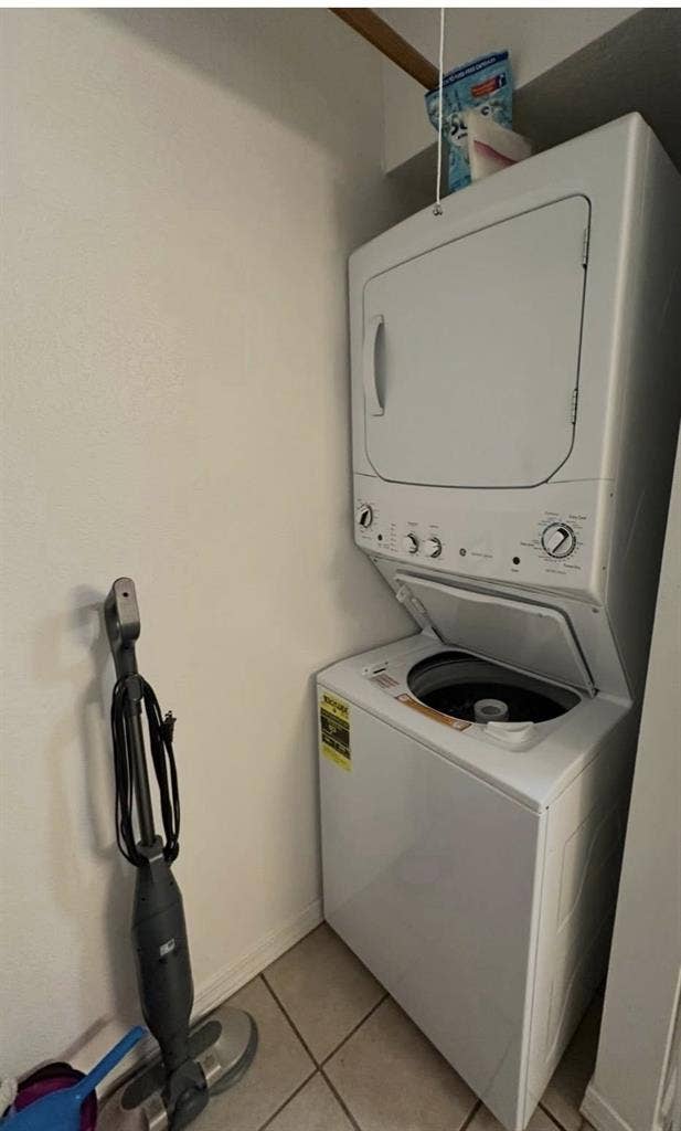 1bd 1ba furnished condo-July15