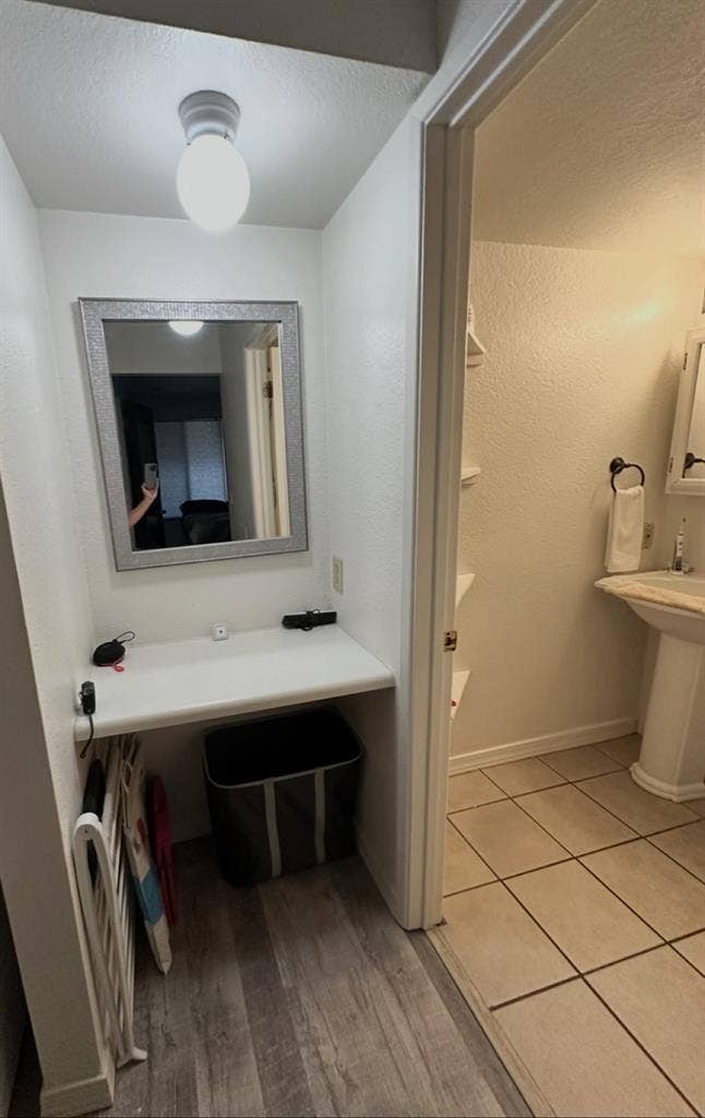 1bd 1ba furnished condo-July15