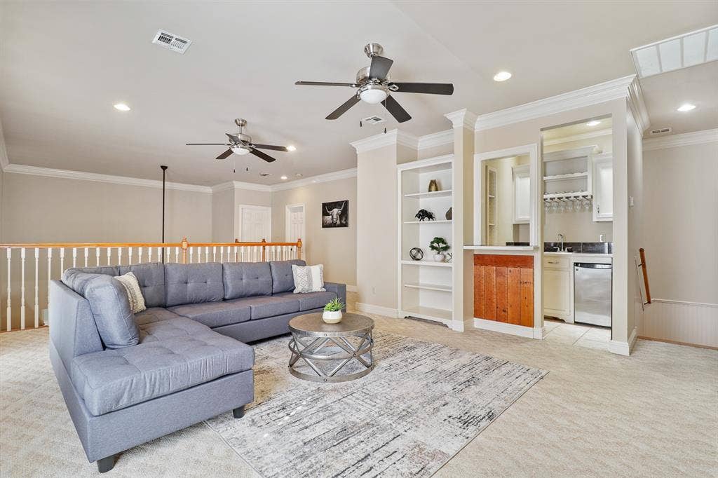 Two guest rooms for rent