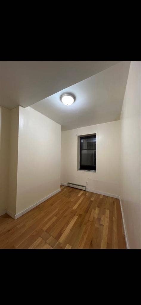 Room available in sunset park