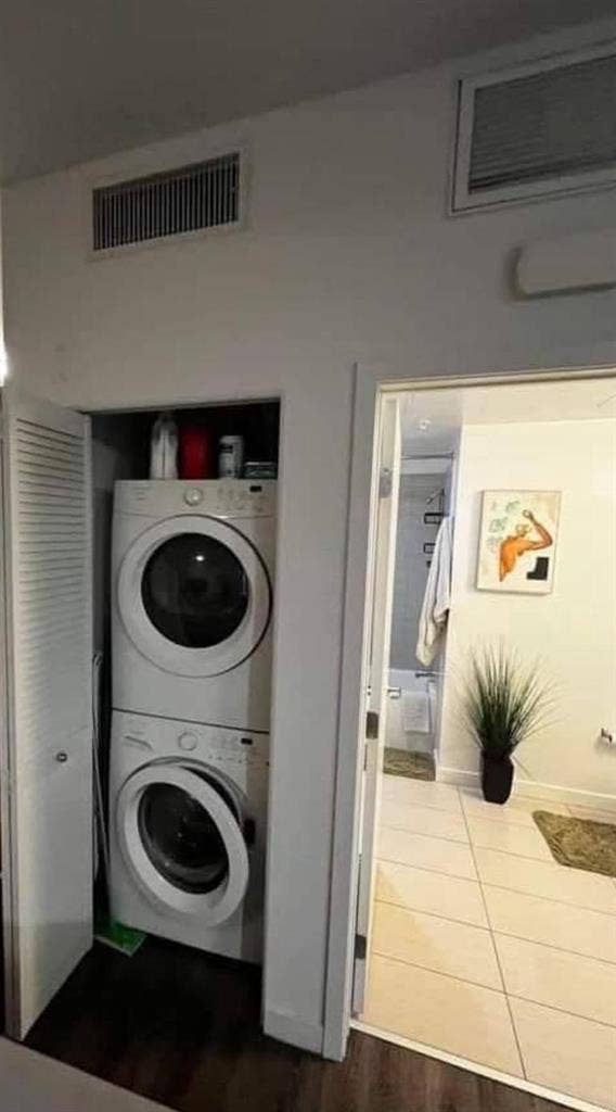 Furnished Bedroom near UCLA