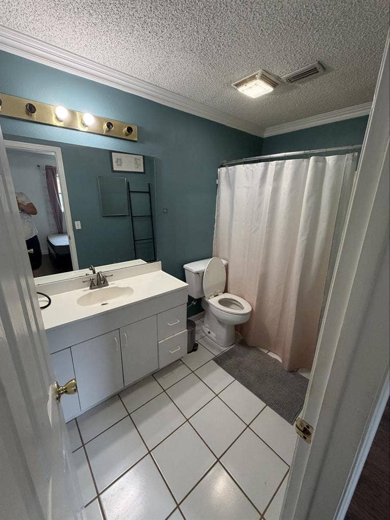 2 Rooms Available in Winter Park