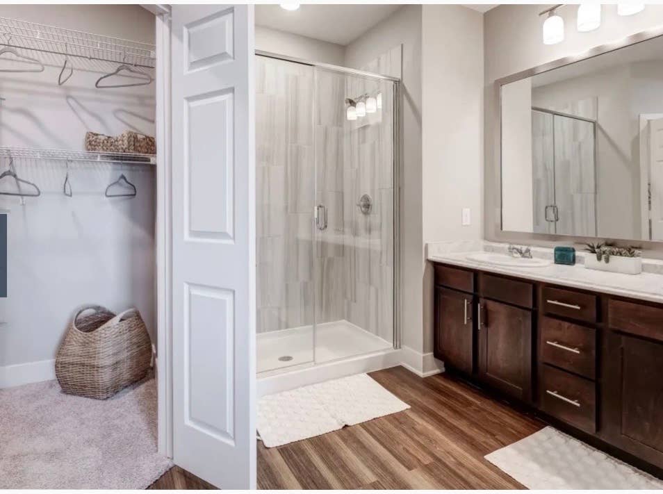 2bhk apartment - frisco August 1st