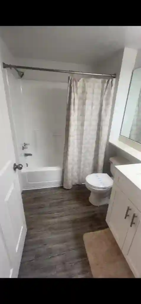 Upscale 1BR/1BA on NW23rd - Aug 1