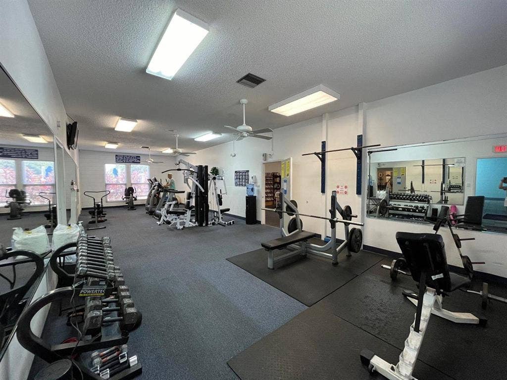 ROOM FOR RENT IN FERN PARK, $1,000