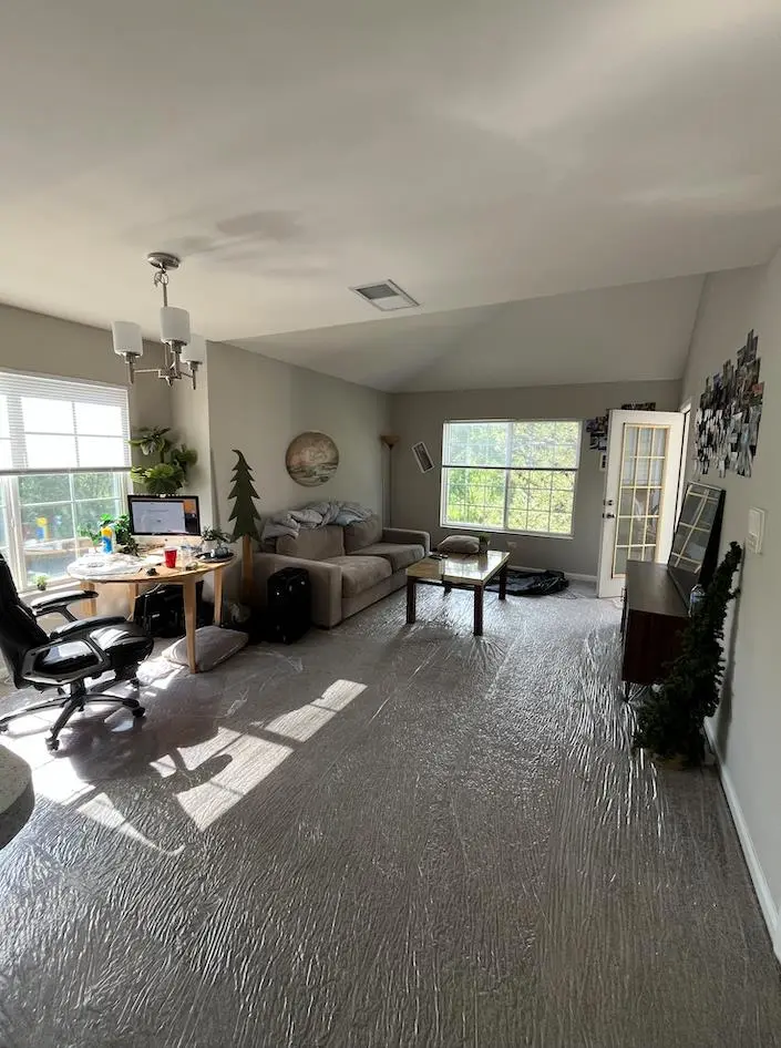 Room In Lakemoor