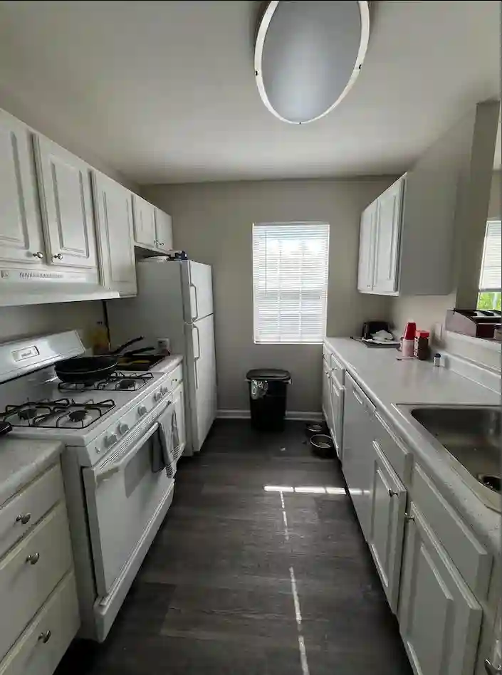 Room In Lakemoor
