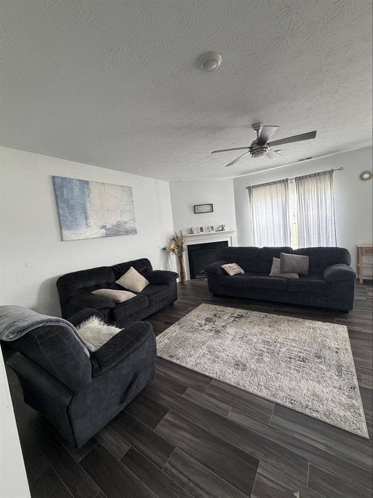 Beautiful home very spacey rooms