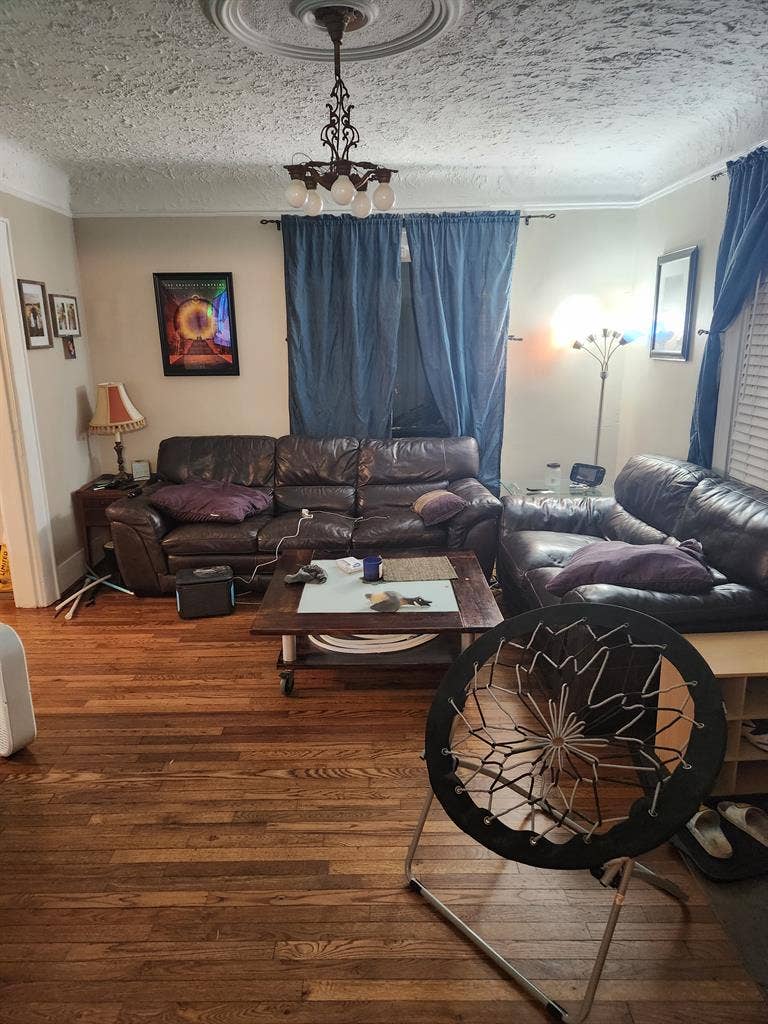 Two private rooms available