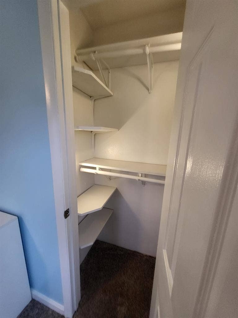 Private room for rent 400 a month