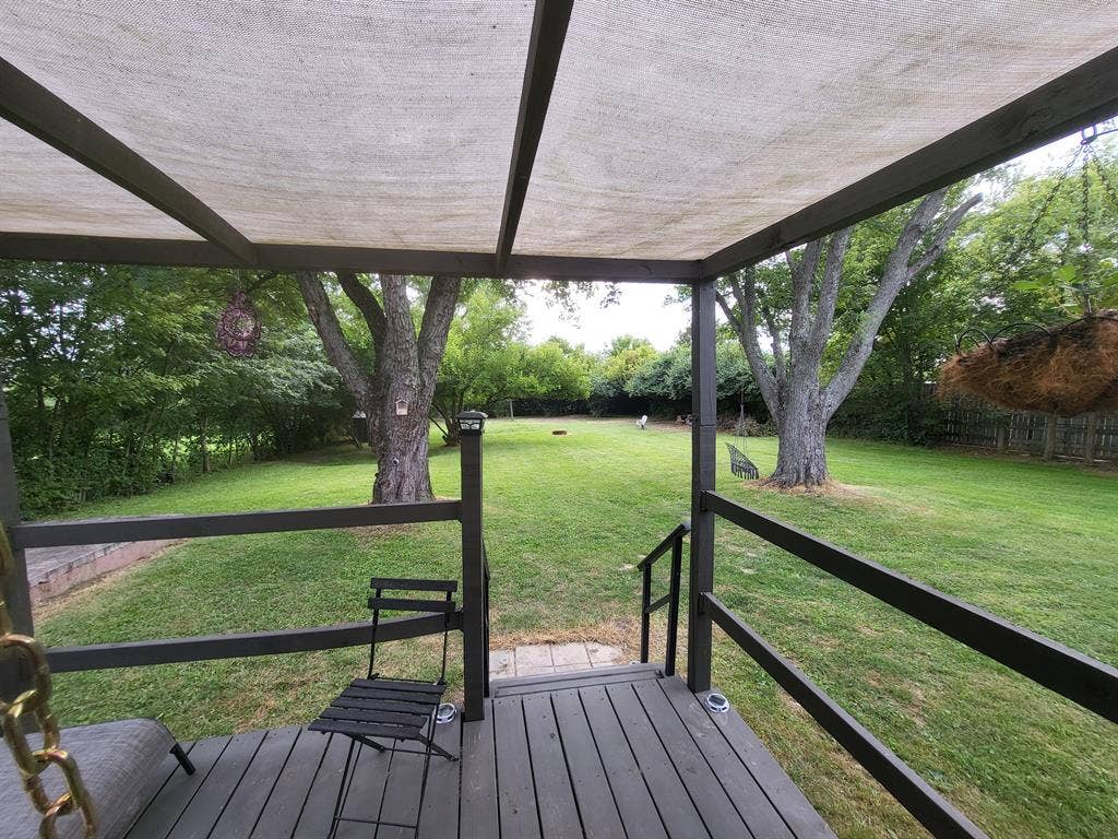 Private room for rent 400 a month