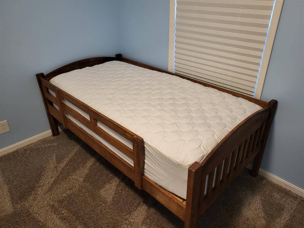 Private room for rent 400 a month