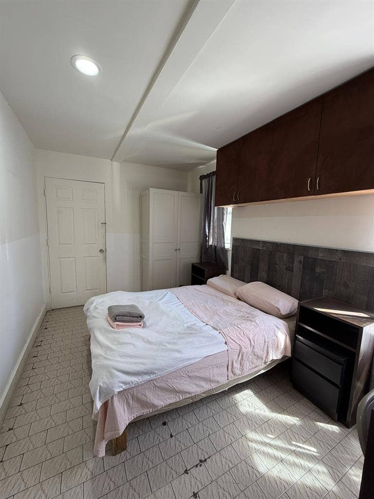 privet room in 4 BR Hudson yard
