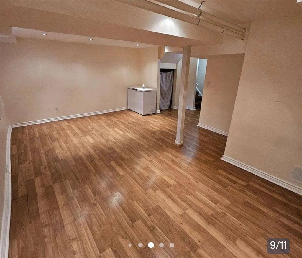 Private Room in 3bhk Townhouse