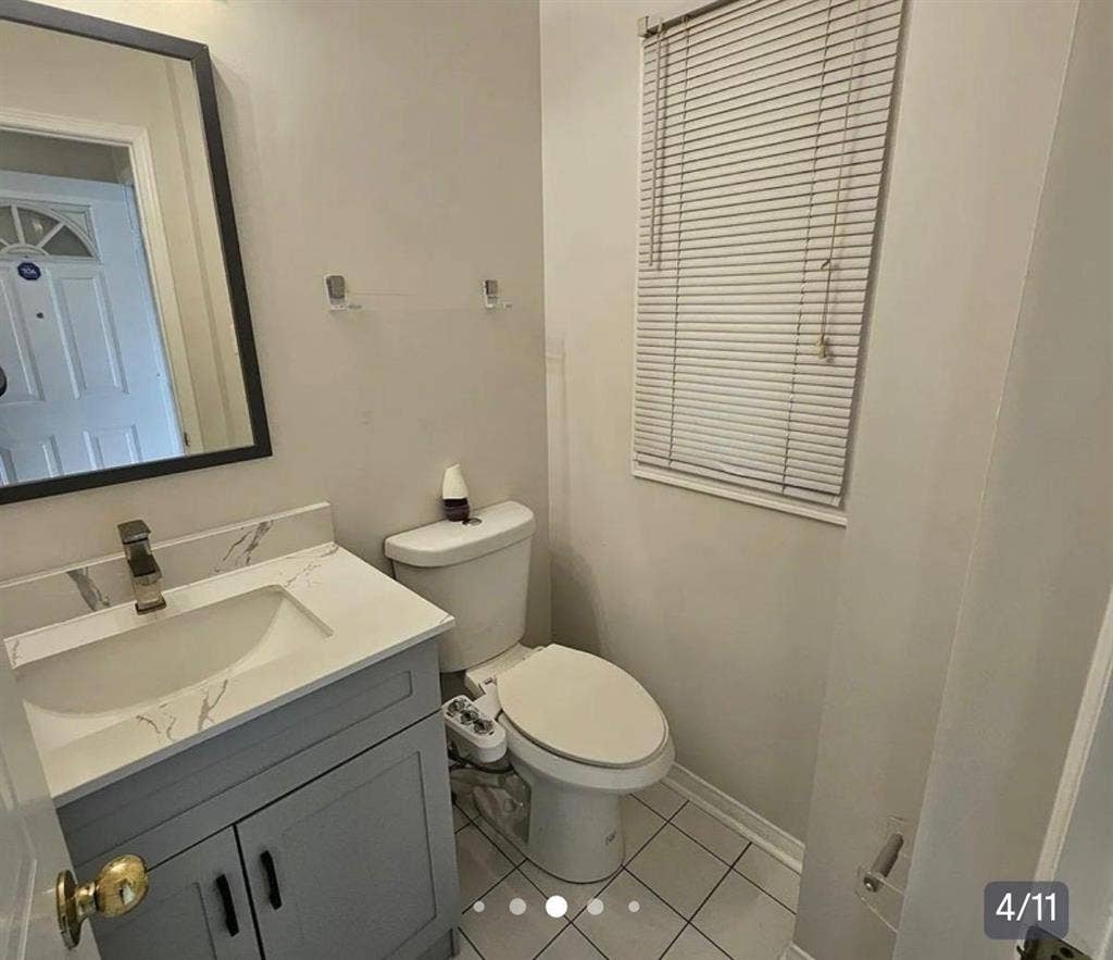 Private Room in 3bhk Townhouse