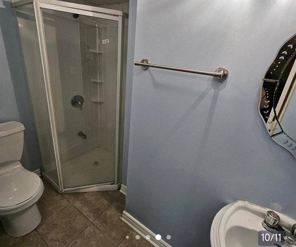 Private Room in 3bhk Townhouse