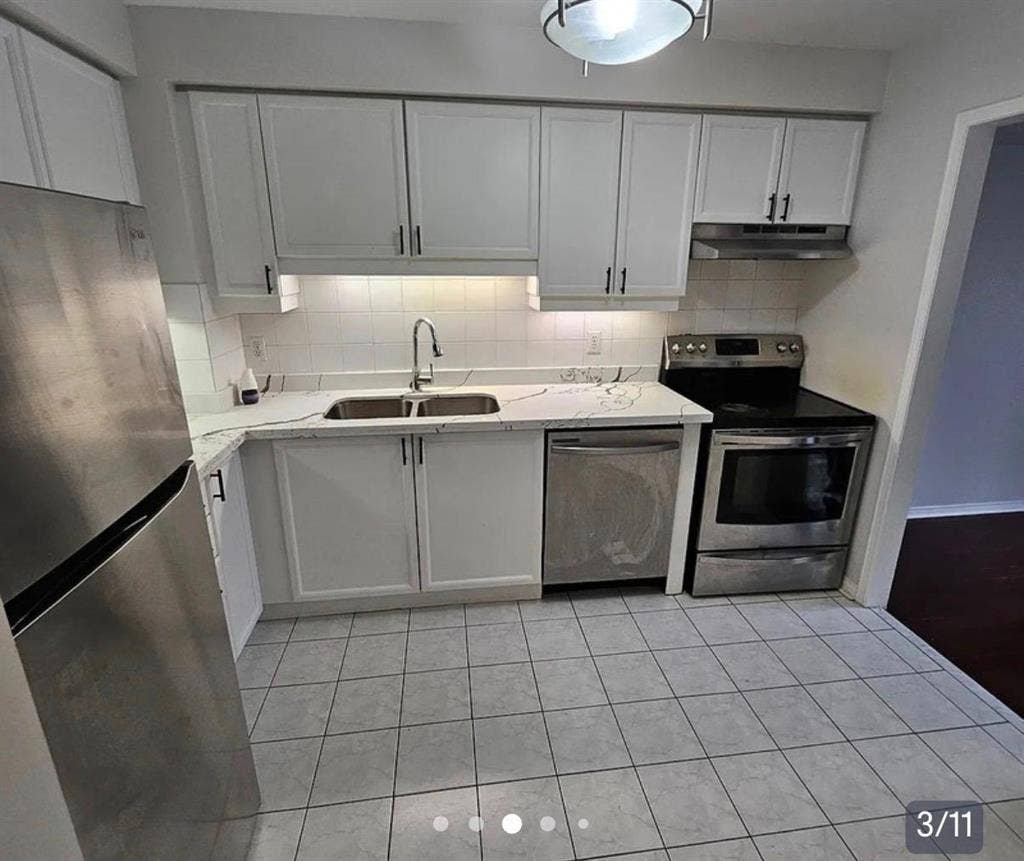Private Room in 3bhk Townhouse