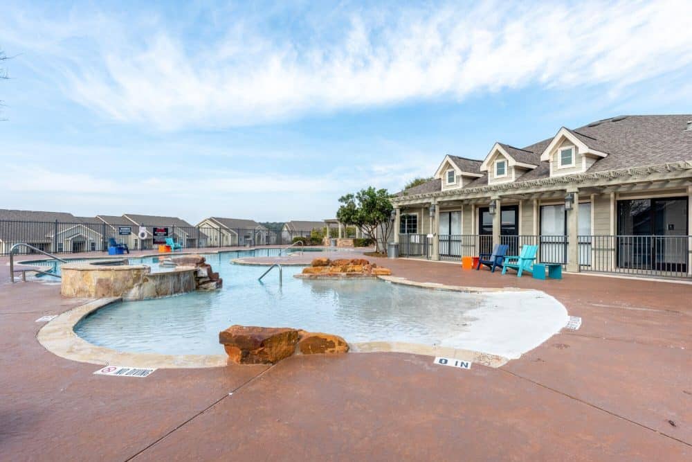 LEASE TAKEOVER – UTSA Area