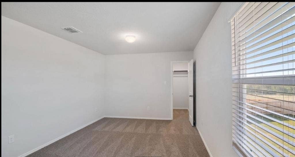 $625, move in deal 100 off for July