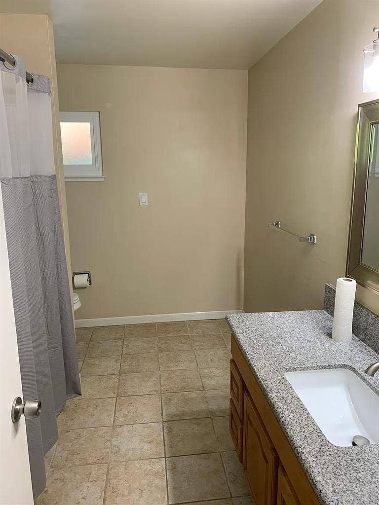 Large Master Suite In This Beauty