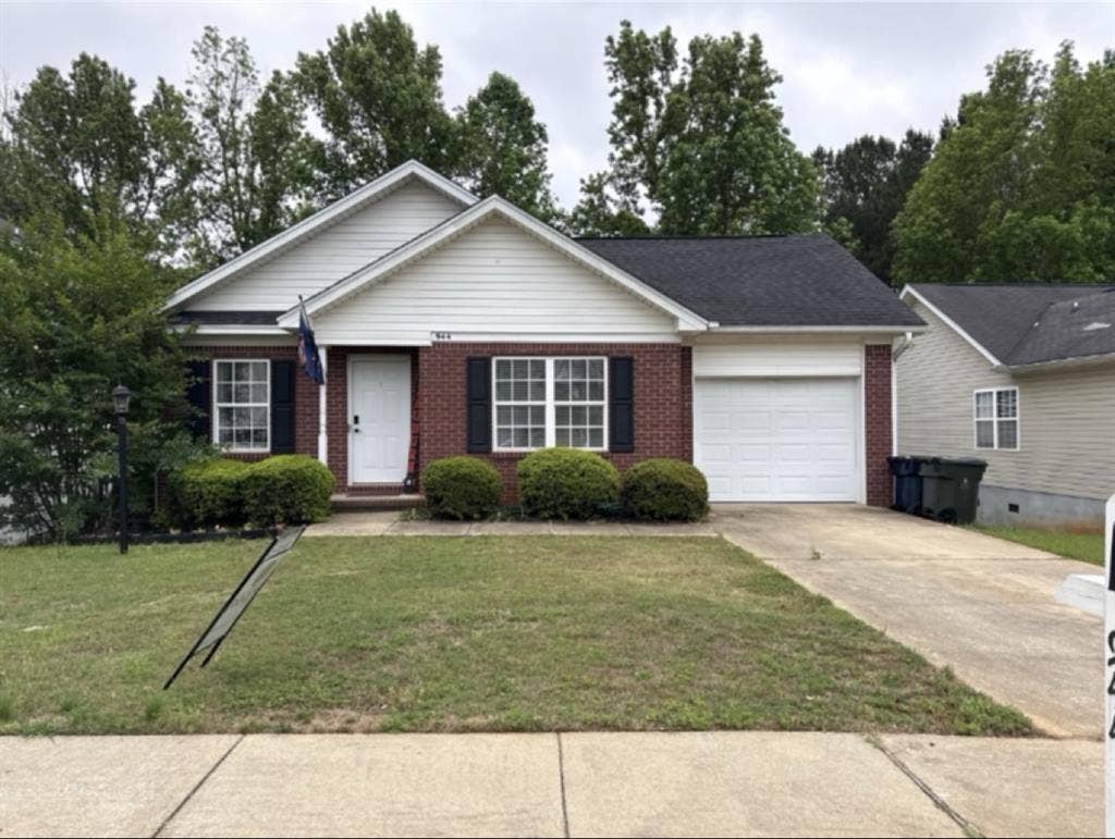 Room for rent in Auburn