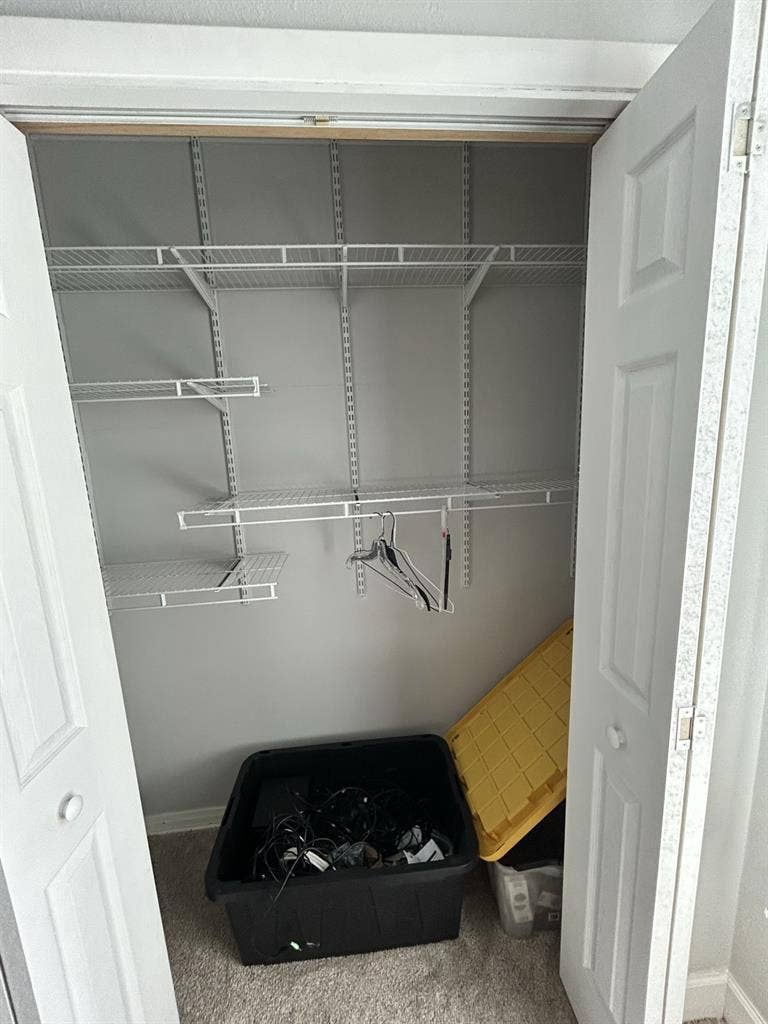 Looking for a third roommate!!!