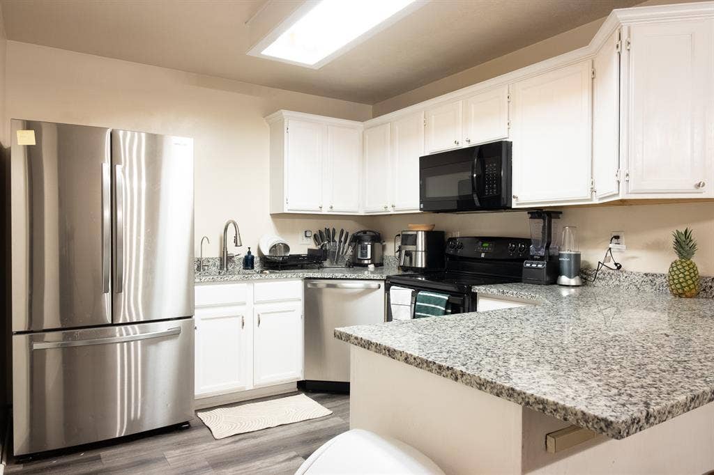 Master Bedroom in Provo Condo $850