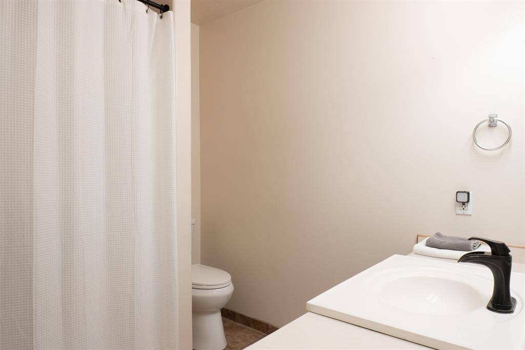 Master Bedroom in Provo Condo $850