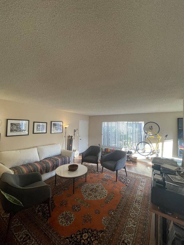 Bed and Bathroom for Rent (2br/2ba)