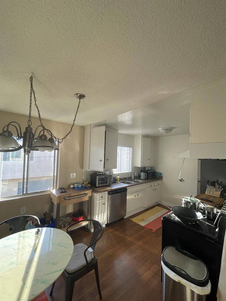 Bed and Bathroom for Rent (2br/2ba)