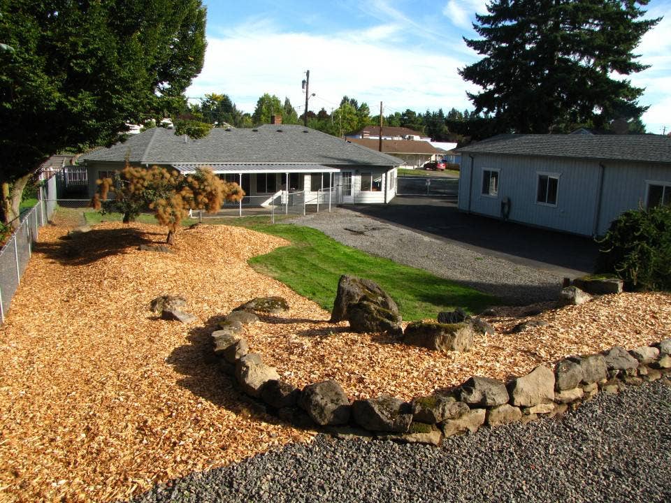 West Vancouver WA Room Available