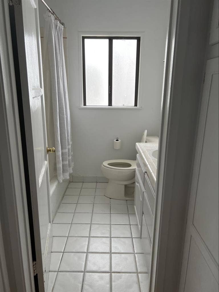 Unfurnished Private Room and Bath