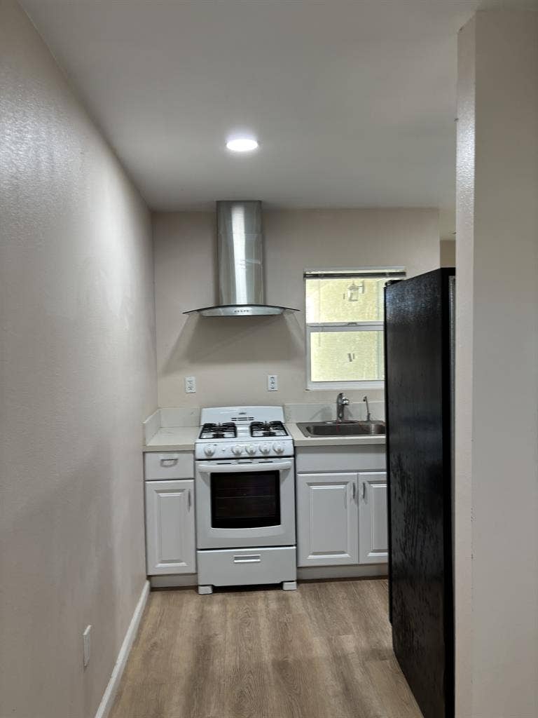 1bed1bath Mira Mesa - available now