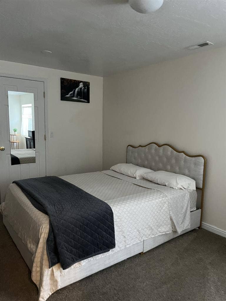Private Rooms in a Comfortable Home