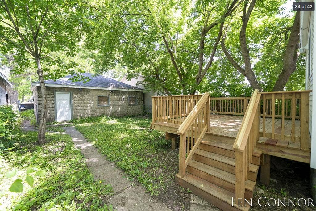 Looking for a third roommate