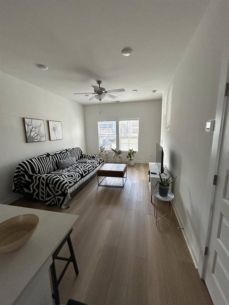 Quiet Home - Room for Rent