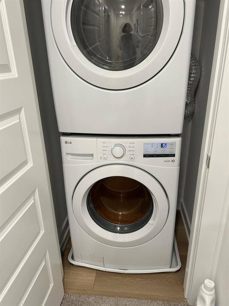 Quiet Home - Room for Rent