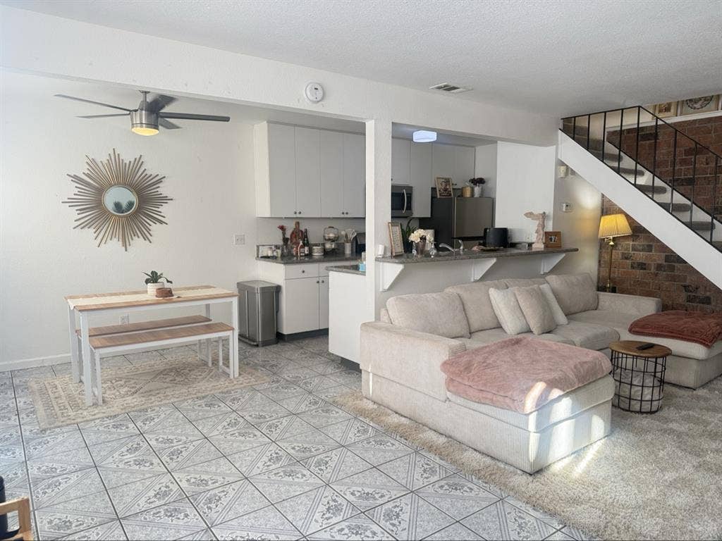 Bedroom with utilities included