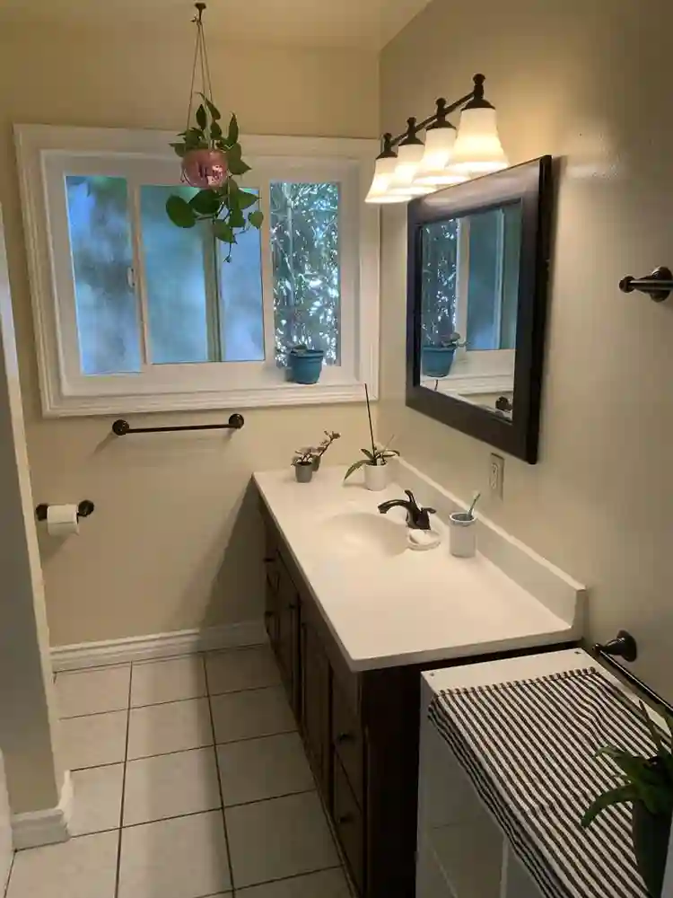 Two spacious rooms Beach life!!