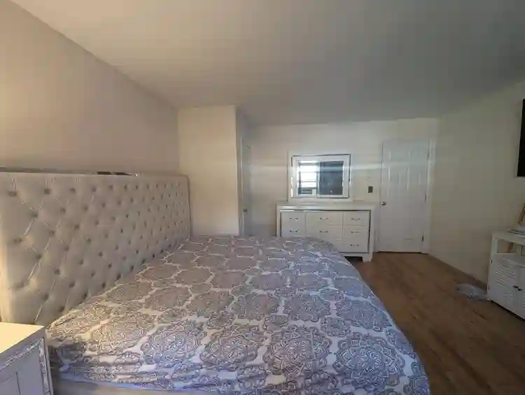 Masterbedroom