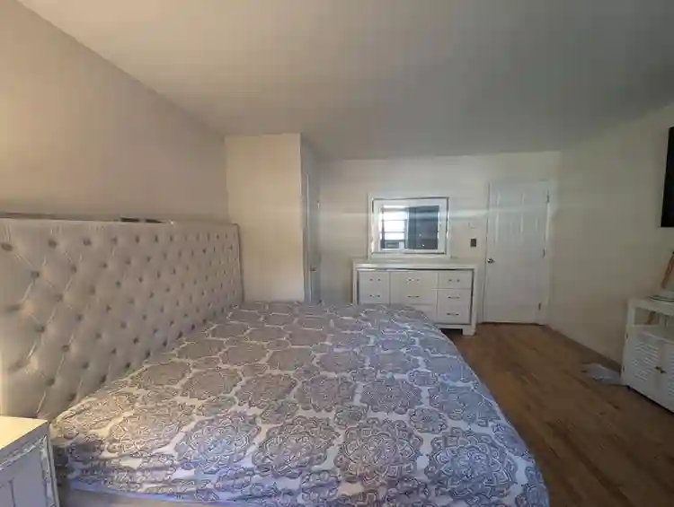 Masterbedroom