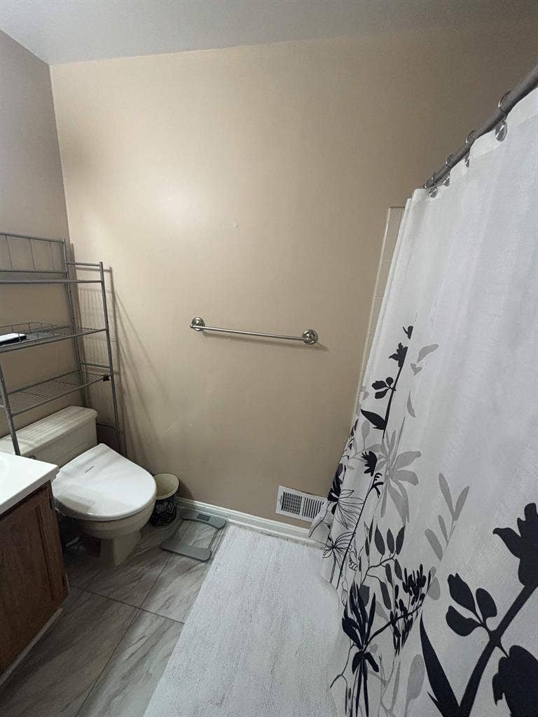 Private room in Townhouse