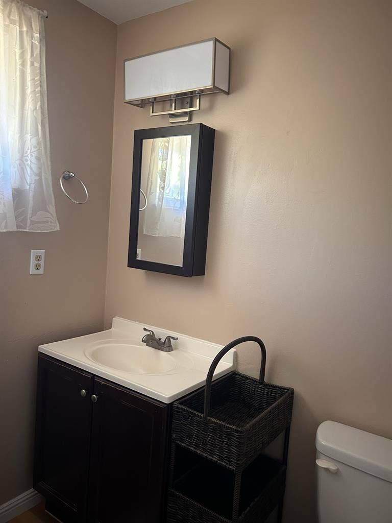 Master bedroom full bathroom
