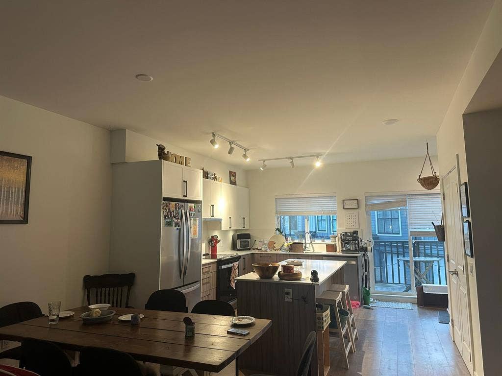 2 Private bedrooms in shared living