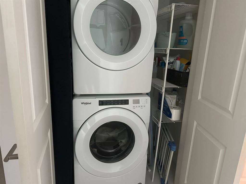 2 Private bedrooms in shared living