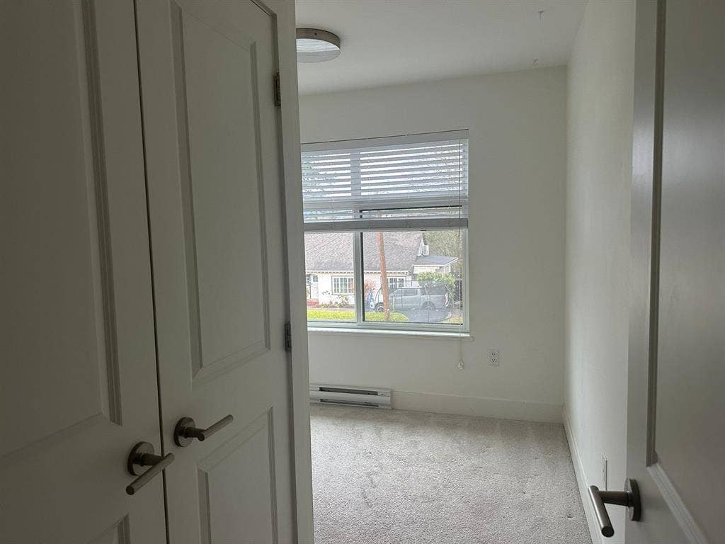 2 Private bedrooms in shared living