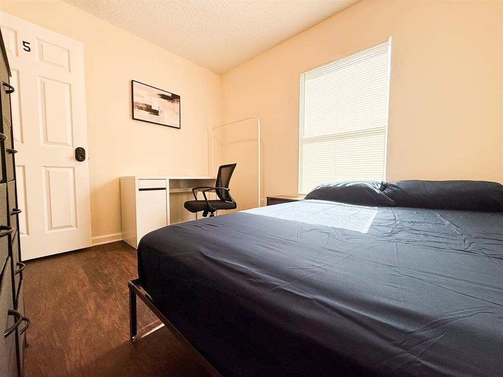 Furnished Room | All Utilities Incl