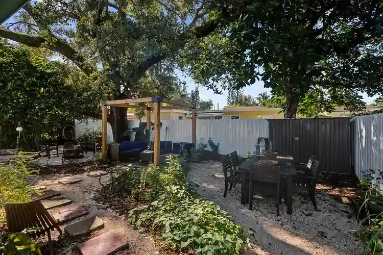Room in home w/ private entrance